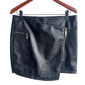 Missy Empire Faux Leather Black Skirt With Gold Zippers Asymmetrical New Size 10
